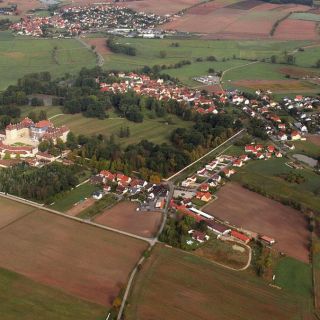 Luftaufnahme Pommersfelden - Pommersfelden in der ErlebnisRegion Steigerwald