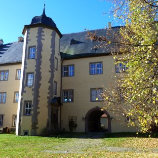 Rückseite des Julius-Echter-Schlosses - Julius-Echter-Schloss in Oberschwarzach in der ErlebnisRegion Steigerwald