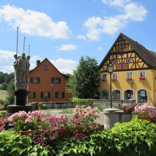 Marktplatz in Burgwindheim - Burgwindheim in der ErlebnisRegion Steigerwald