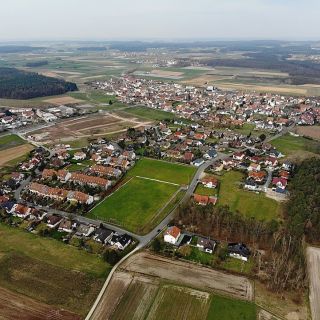 Blick von oben auf Heßdorf - Heßdorf in der ErlebnisRegion Steigerwald